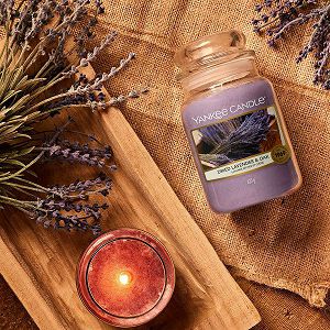 svijeca-mirisna-yankee-candle-classic-medium-dried-lavendero-75798-lb_2.jpg